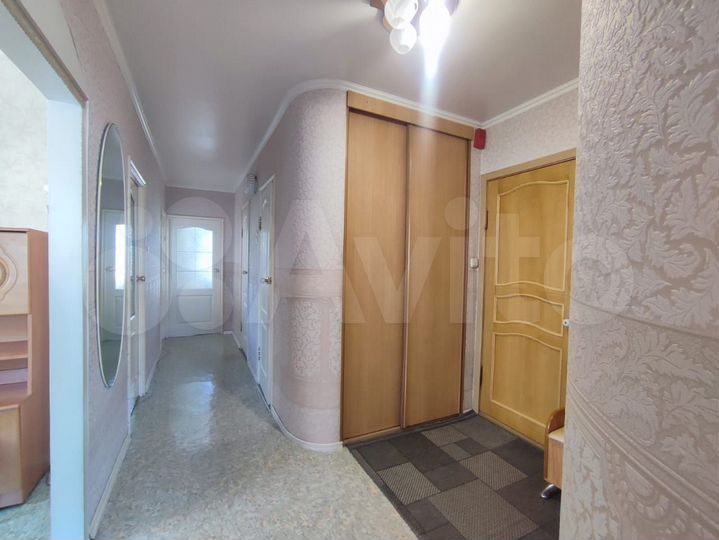 4-к. квартира, 70,3 м², 4/5 эт.