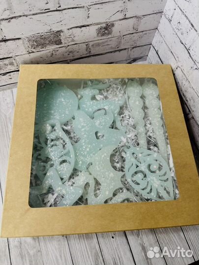 Елочные игрушки из эпоксидной смолы