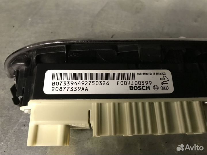 Кнопка стеклоподъемника Chevrolet Tahoe III 06-14