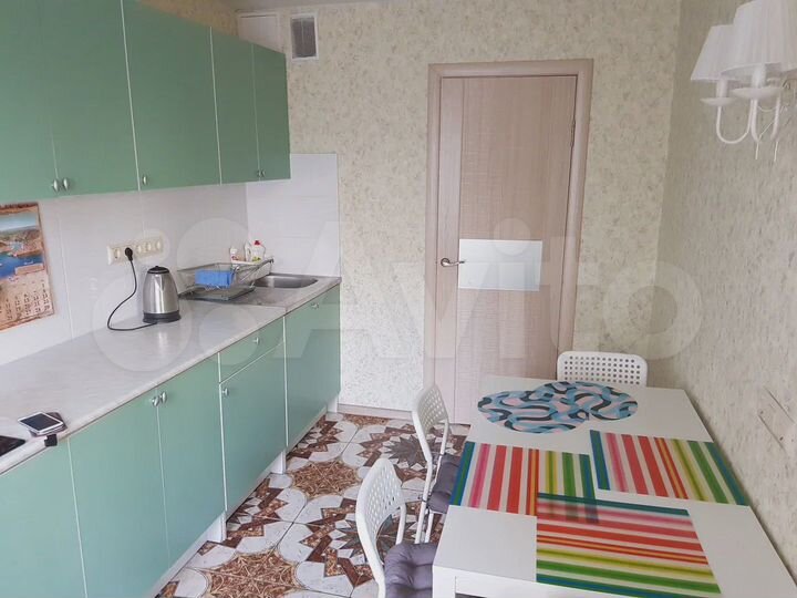 2-к. квартира, 66 м², 2/12 эт.