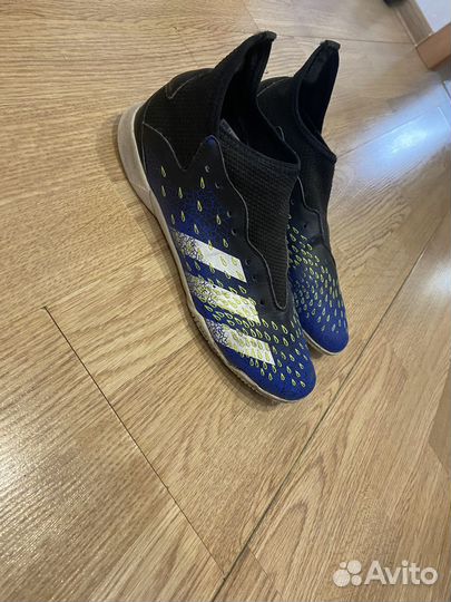 Бутсы adidas predator