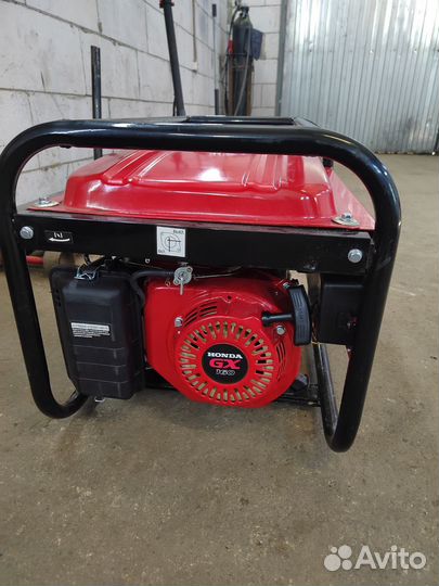 Бензиновый генератор