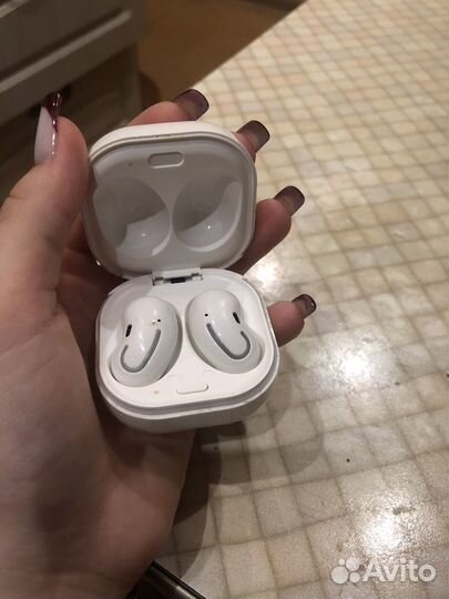 Беспроводные наушники