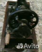 Машина швейная 20-х годов