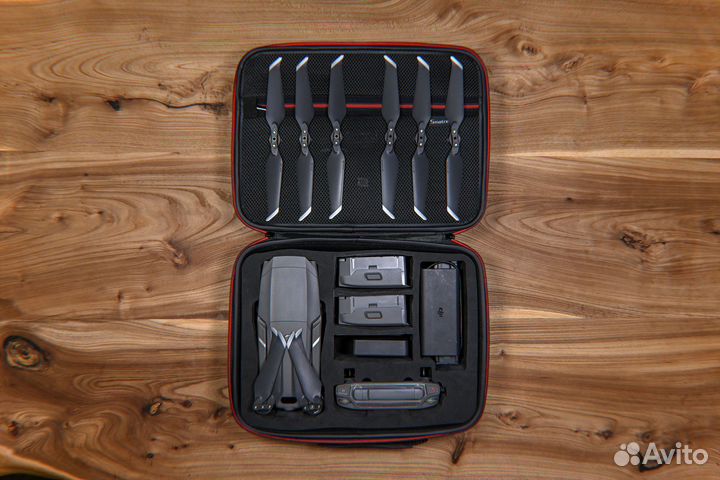 Квадрокоптер Dji Mavic 2 Pro Fly More Kit