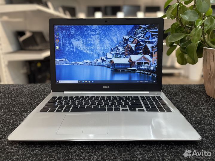 Ноутбук Dell Inspiron P75F