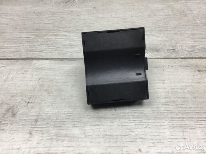 Кнопка открывания багажника Audi A7 седан cduc