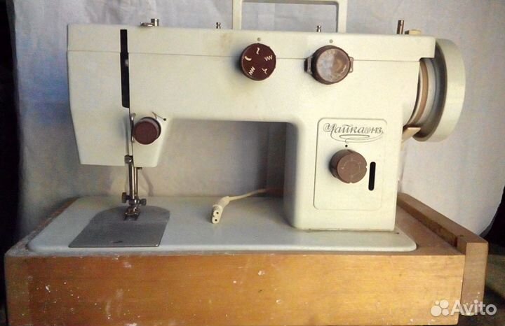 Швейная машинка чайка