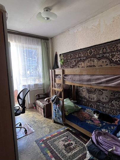 2-к. квартира, 47 м², 3/3 эт.