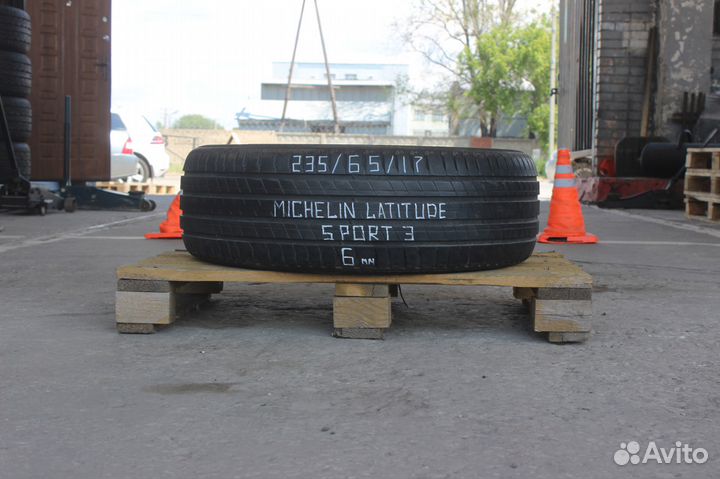 Michelin Latitude Sport 3 235/65 R17