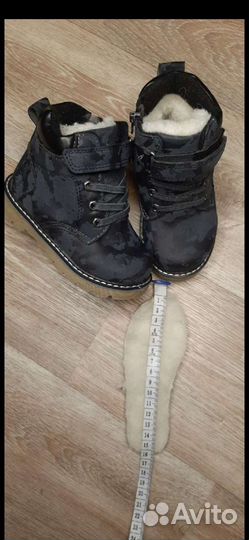 Ботинки детские новые