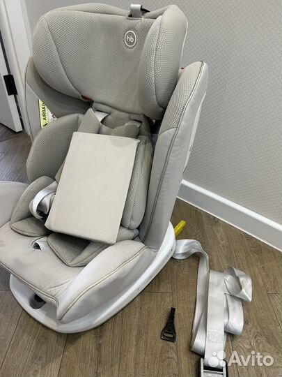 Автокресло Happy Baby Unix, крепление isofix