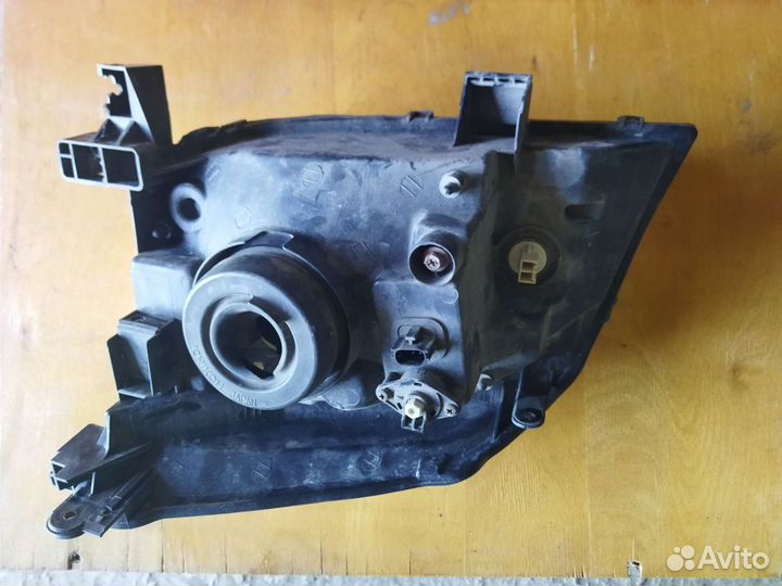 Фара Nissan x trail t30