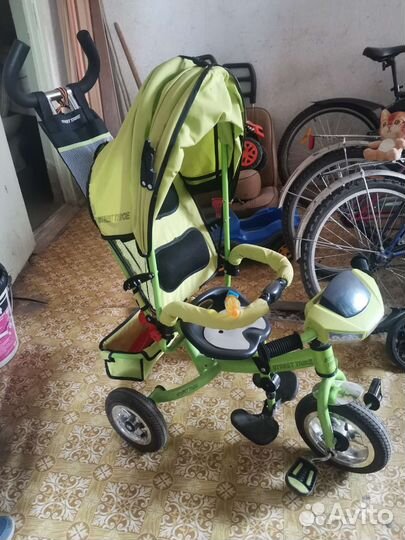 Детский трехколесный велосипед