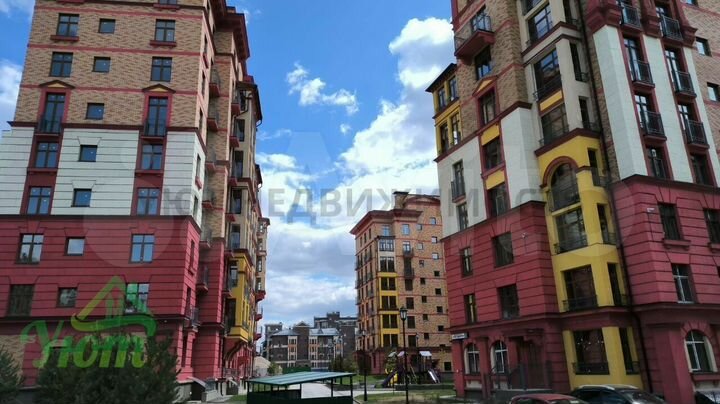 2-к. квартира, 66 м², 1/8 эт.