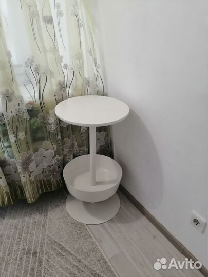 Столик IKEA