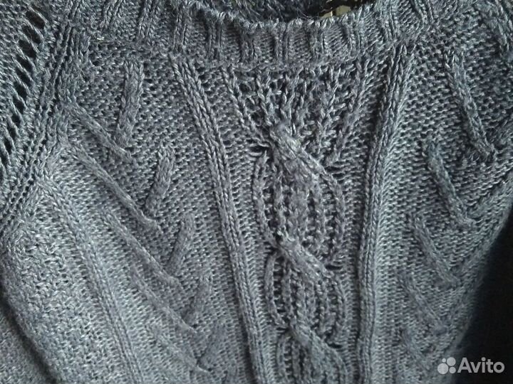 Свитер женский