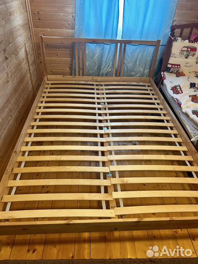 Кровать IKEA 140 200 бу