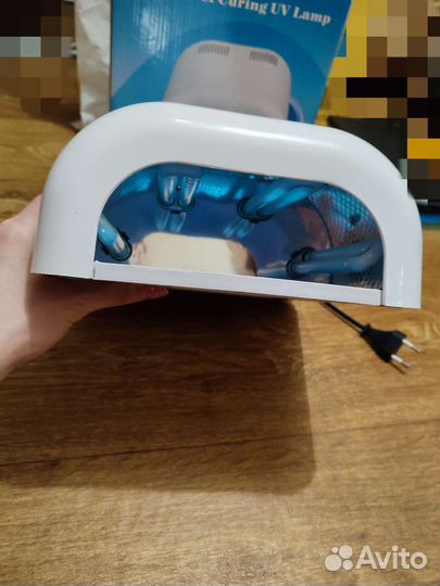Уф лампа для ногтей