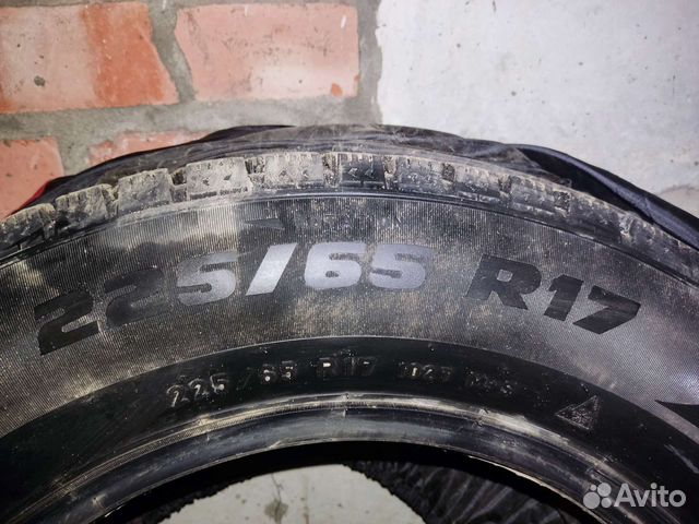 Pirelli Formula Ice 225/65 R17 102T