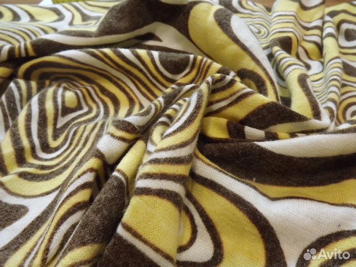 Новый плед из итальянской ткани