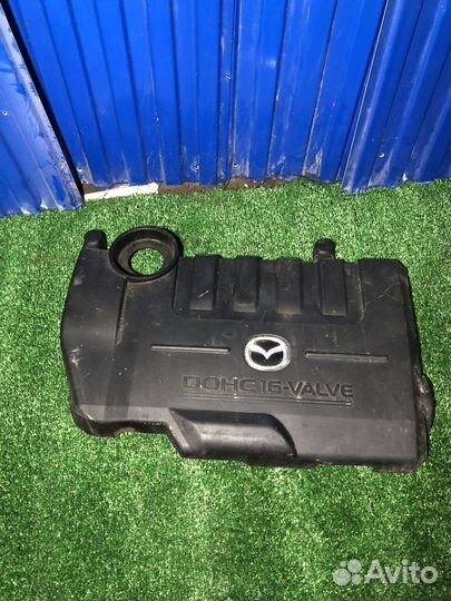 Декоротивная крышка двигателя Mazda 6 gg 2.0