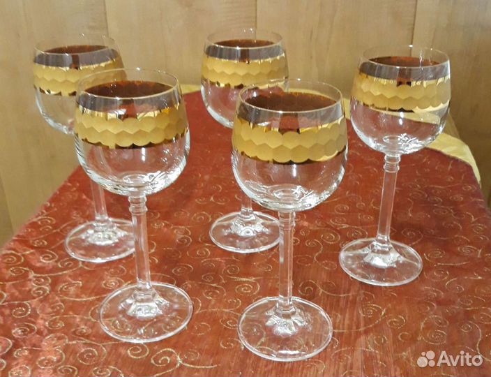 Высокие рюмки. Богемия