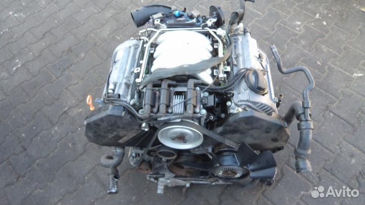 Двигатель без навесного Audi A4 2,4i BDV 2002 г.в