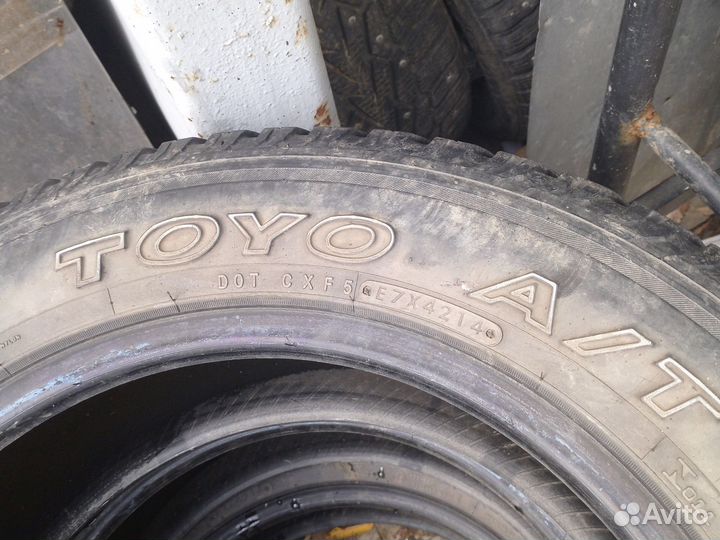 Toyo Open Country A/T 225/65 R17 102H