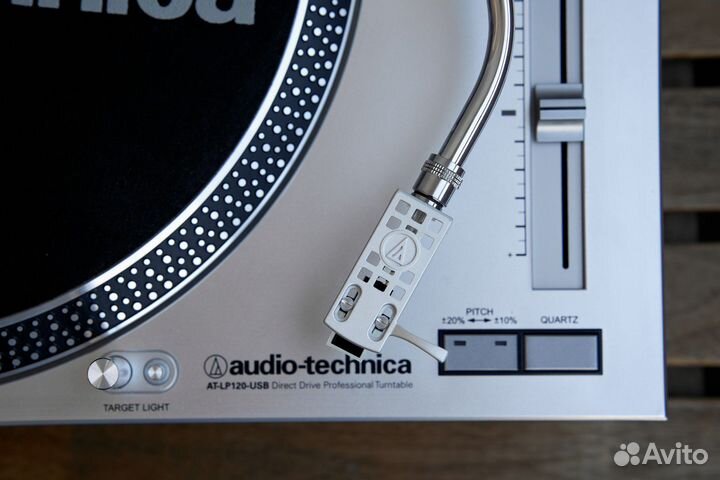 Виниловый проигрыватель Audio-Technica at-lp120