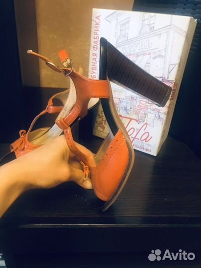 Босоножки женские 37 размер