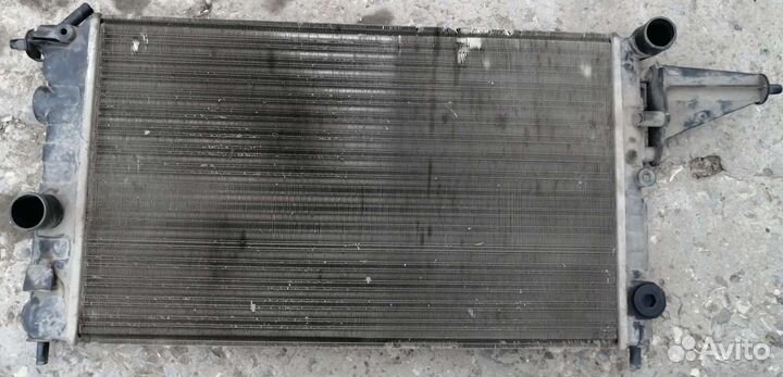 Радиатор opel vectra a 1.6