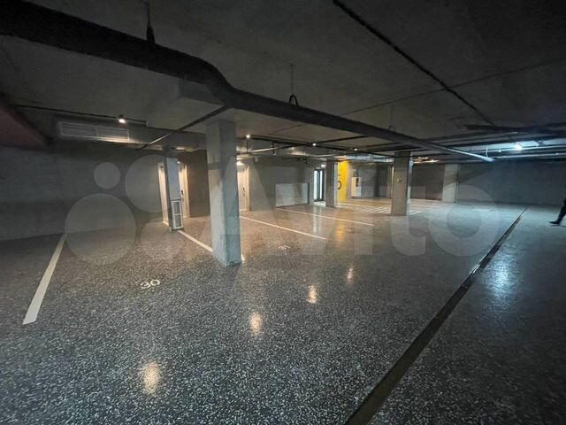 Машиноместо, 14 м²
