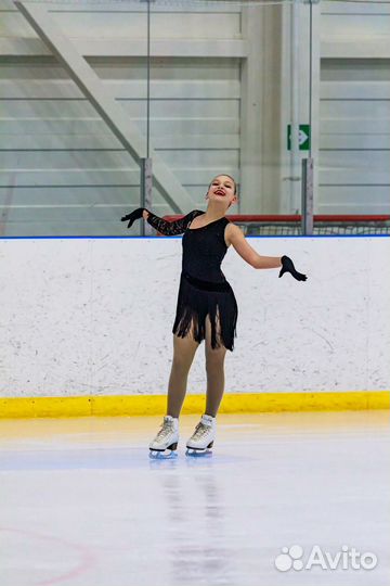 Костюм для фигурного катания