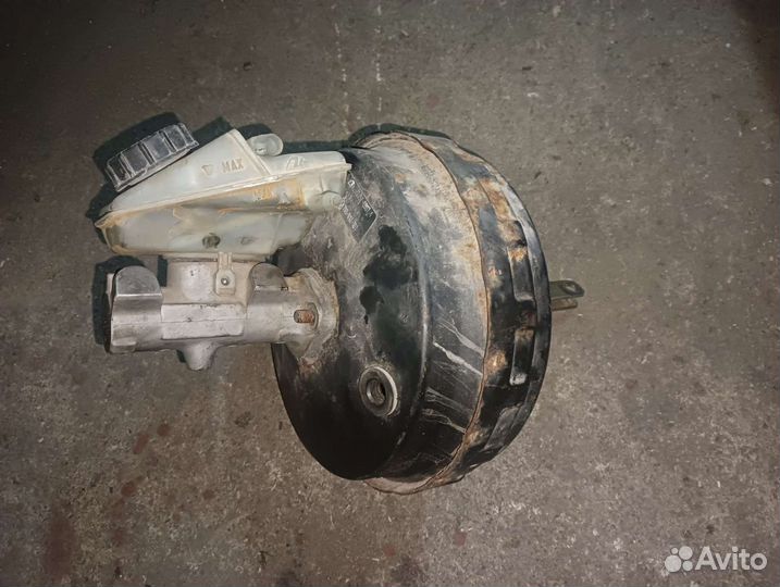 Вут/ вакуумный усилитель тормозов t4