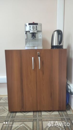 Продам комплект офисной мебели б/у