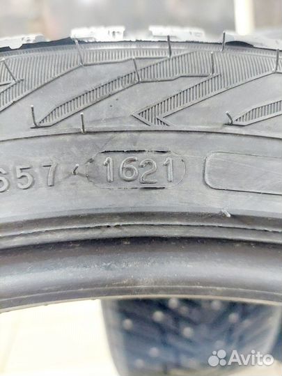 Nokian Tyres Nordman 8 235/45 R18 95