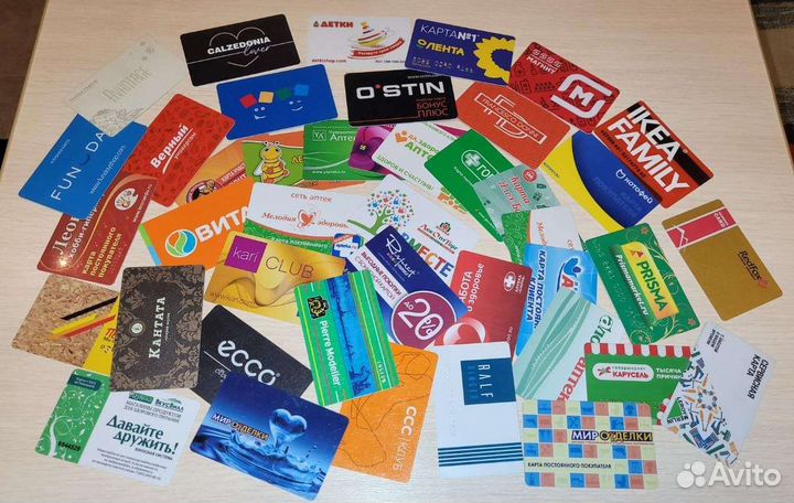 Пластиковые карточки(карты) и магниты в коллекцию