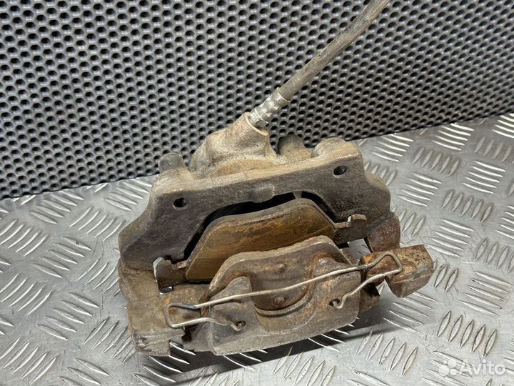 Суппорт Mercedes-Benz W210