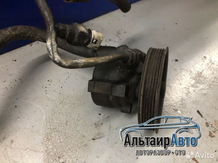 Насос гидроусилителя руля Renault Logan гур