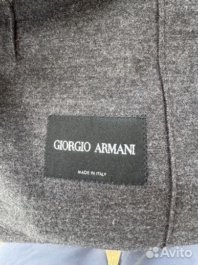 Пиджак мужской Giorgio Armani 52