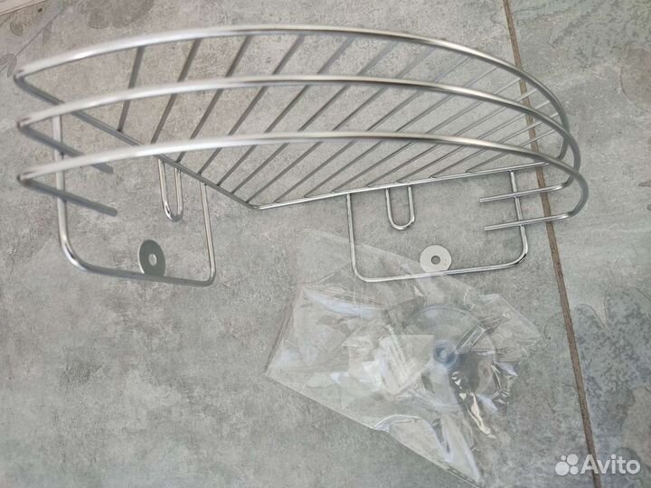 Угловая полка в ванную. Дюбели и присоски