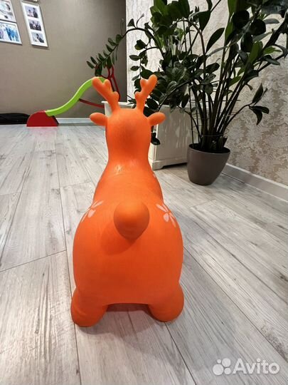Игрушка прыгун олень