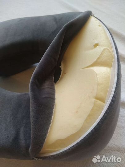 Подушка для шеи дорожная