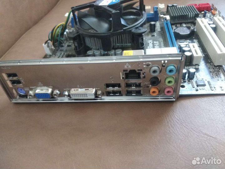 Материнская плата Asrock H55M - LE