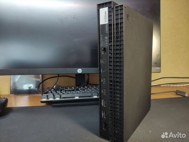 Xbox one X 1tb