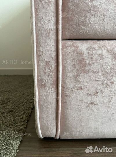 Детская кровать с мягкой спинкой