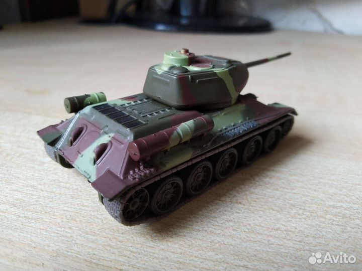 Модели танков и сау 1:72. Т-34;ис-4;су-100