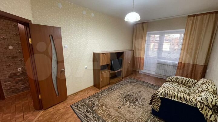 2-к. квартира, 61 м², 3/9 эт.