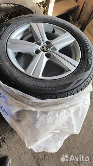 Dunlop Winter Maxx SJ8 225/65 R17